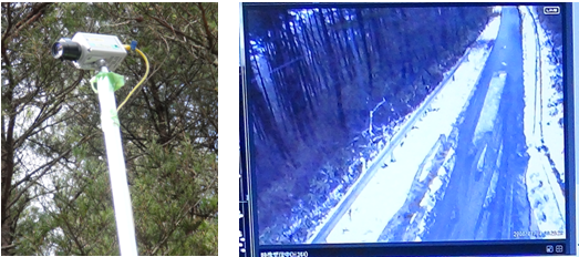 図2 高清水高原における道路/崖の監視カメラ（左）と防災センターにおける表示（右）